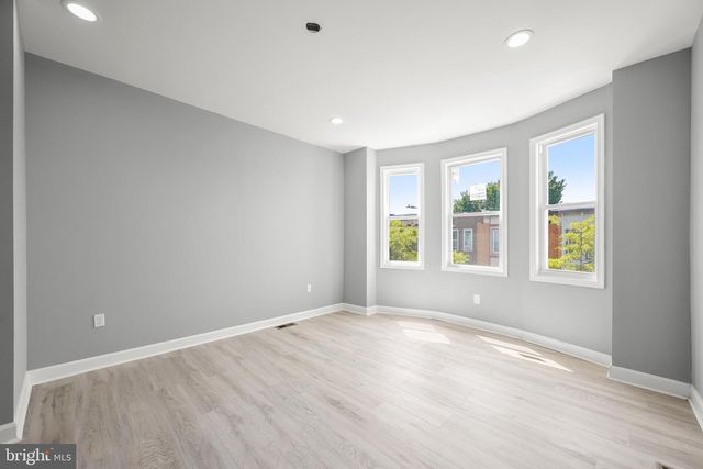 405 S NEWKIRK ST, Baltimore, MD 21224