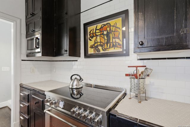 315 CLUB DR, San Antonio, TX 78201