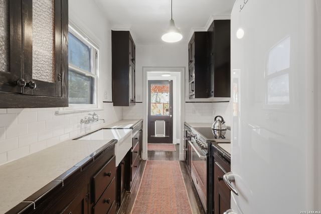 315 CLUB DR, San Antonio, TX 78201