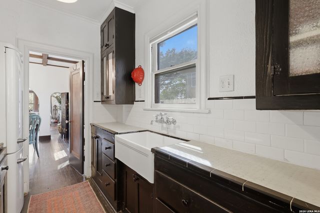 315 CLUB DR, San Antonio, TX 78201