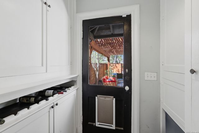 315 CLUB DR, San Antonio, TX 78201