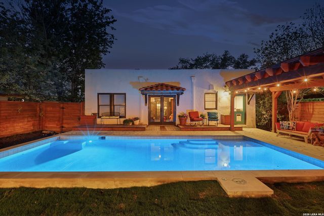 315 CLUB DR, San Antonio, TX 78201