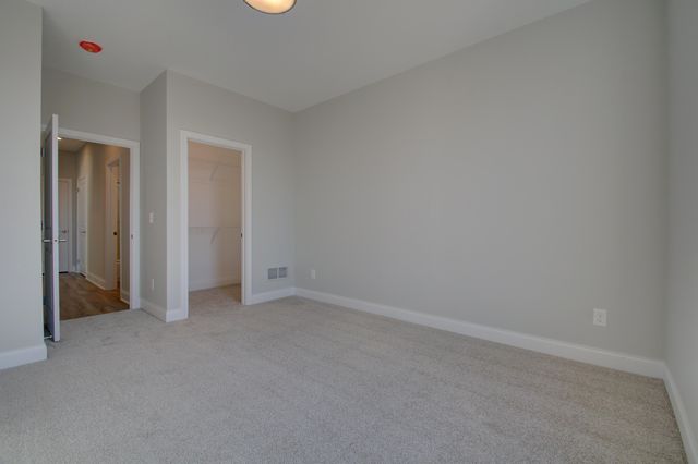 2669 Allegheny Way, Villa Hills, KY 41017