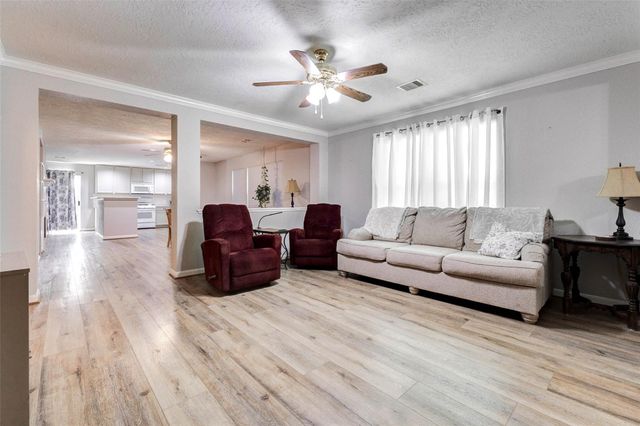 15214 Thistle Rock Lane, Cypress, TX 77429