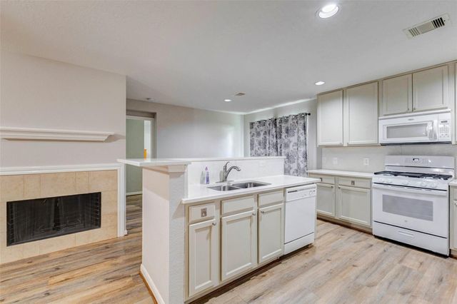 15214 Thistle Rock Lane, Cypress, TX 77429