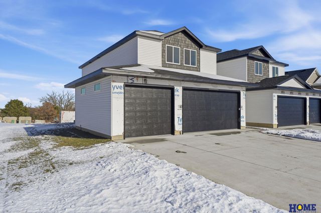 8910 Peregrine Road, Lincoln, NE 68505