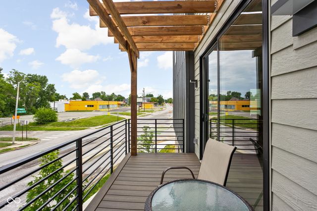 326 N Summit Street, Indianapolis, IN 46201