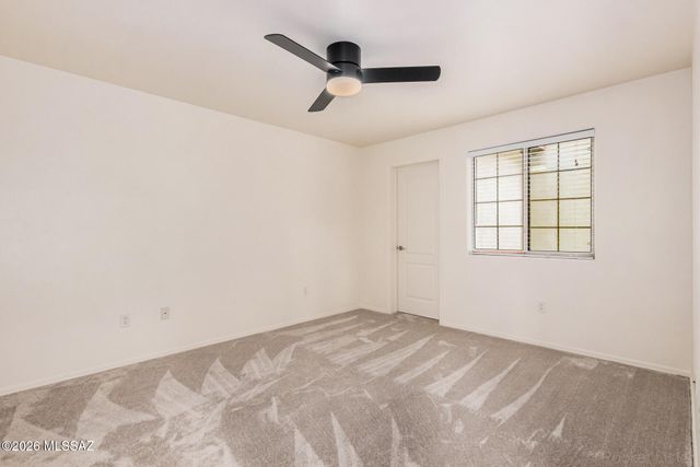 2935 E Canyon Bend Street, Tucson, AZ 85716