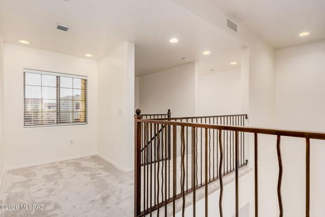 2935 E Canyon Bend Street, Tucson, AZ 85716