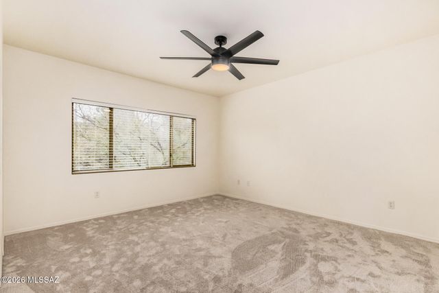 2935 E Canyon Bend Street, Tucson, AZ 85716