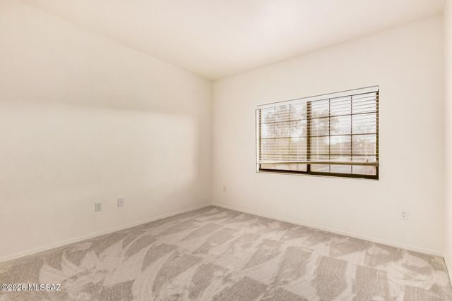 2935 E Canyon Bend Street, Tucson, AZ 85716