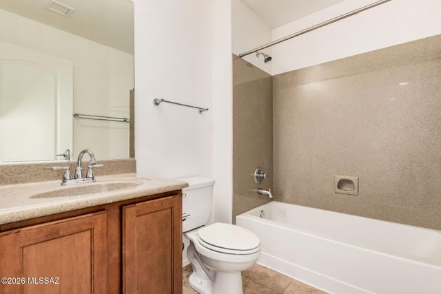 2935 E Canyon Bend Street, Tucson, AZ 85716