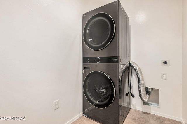 2935 E Canyon Bend Street, Tucson, AZ 85716