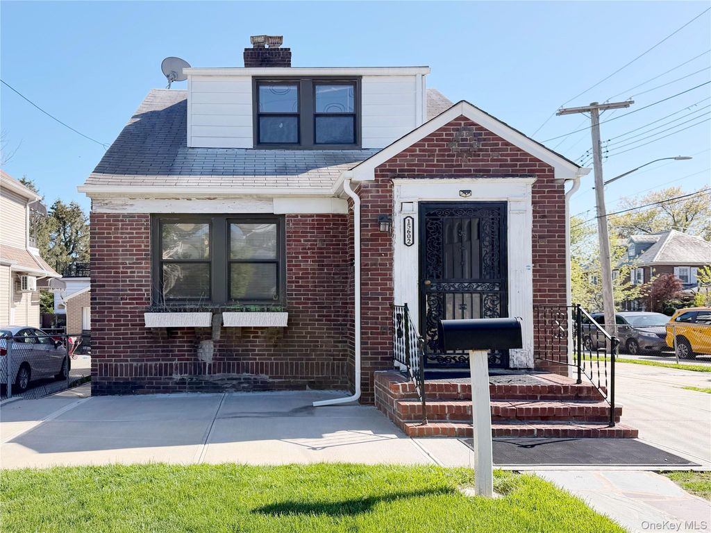 156-02 46th Avenue, Flushing, NY 11355