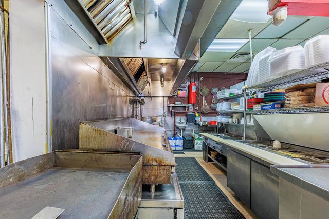 4117 W 47th Street, Chicago, IL 60632