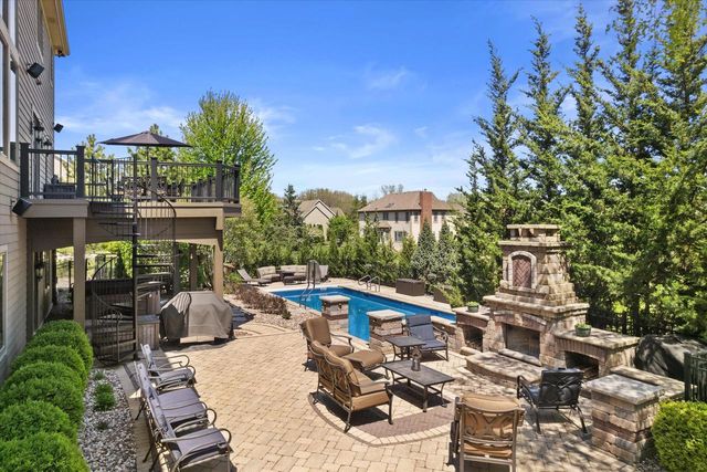 6140 Conservancy DRIVE, New Berlin, WI 53151
