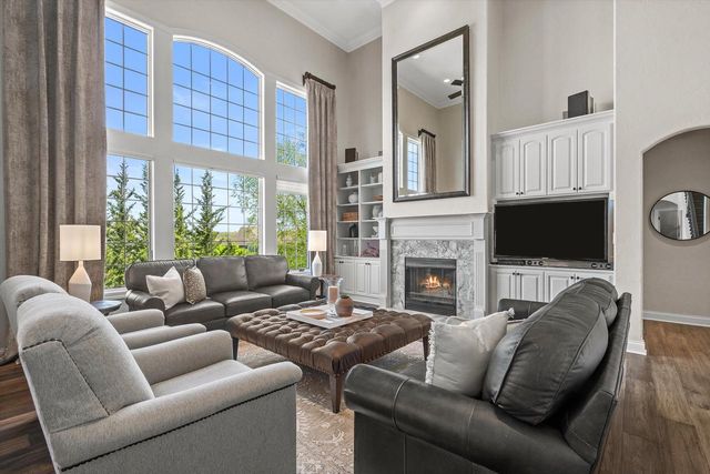 6140 Conservancy DRIVE, New Berlin, WI 53151