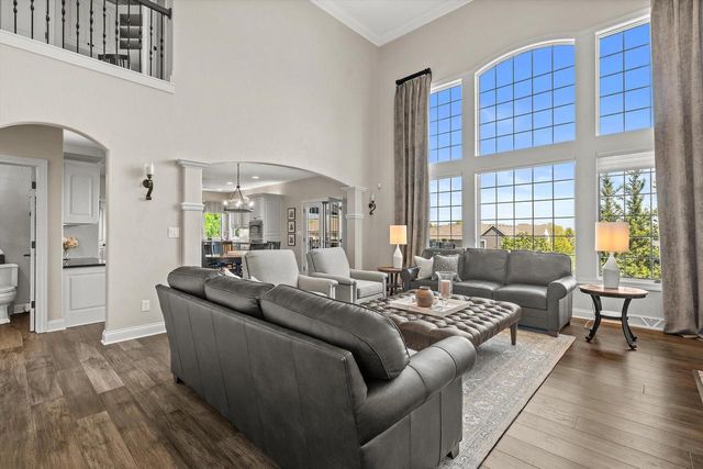 6140 Conservancy DRIVE, New Berlin, WI 53151