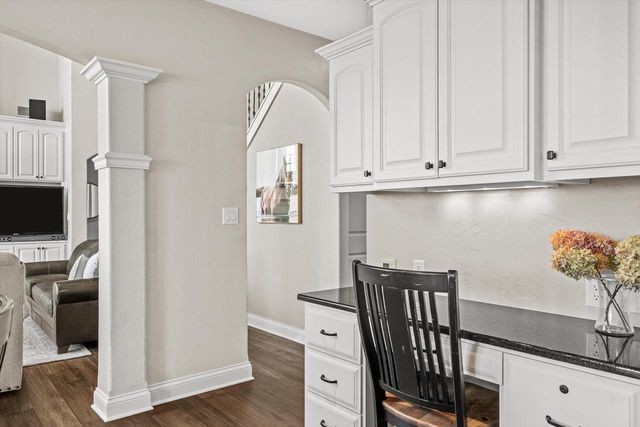6140 Conservancy DRIVE, New Berlin, WI 53151
