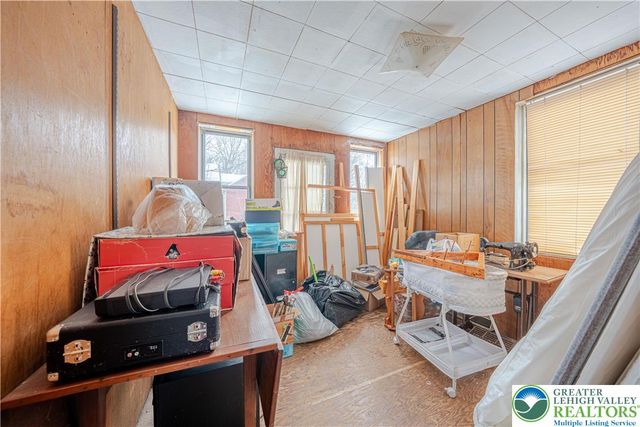 782 Uniontown Road, Lopatcong, NJ 08865