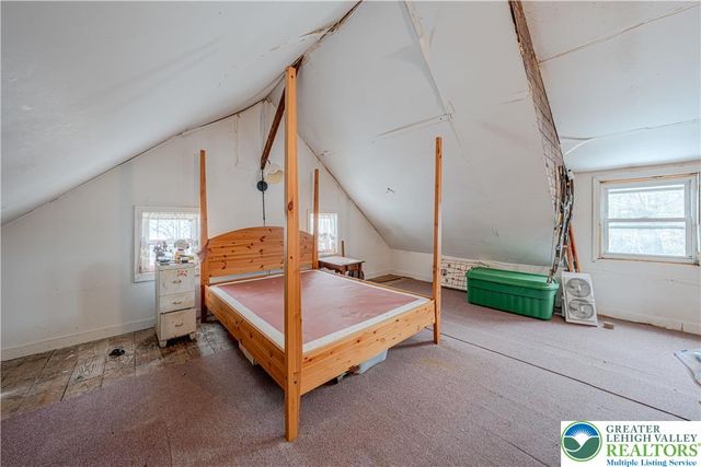782 Uniontown Road, Lopatcong, NJ 08865
