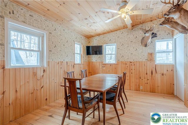 782 Uniontown Road, Lopatcong, NJ 08865