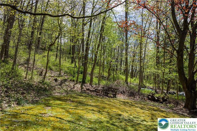782 Uniontown Road, Lopatcong, NJ 08865