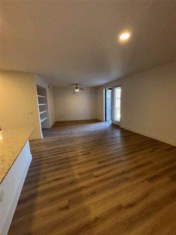 300 N McDonald Street 1428, Mckinney, TX 75069