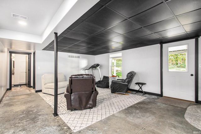 5980 N 1080 W, Shipshewana, IN 46565