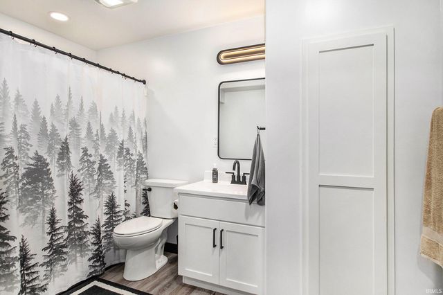 5980 N 1080 W, Shipshewana, IN 46565