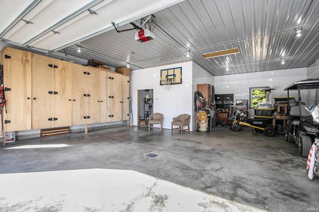 5980 N 1080 W, Shipshewana, IN 46565