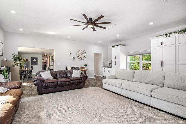 5980 N 1080 W, Shipshewana, IN 46565