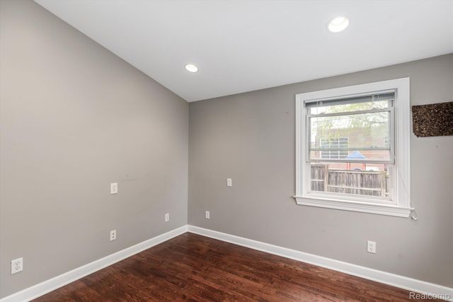 854 Brooklawn Drive, Troy, MI 48084