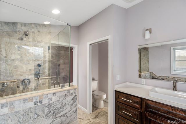 854 Brooklawn Drive, Troy, MI 48084