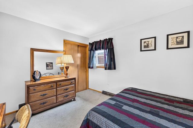 2410 Monroe AVENUE, Racine, WI 53405