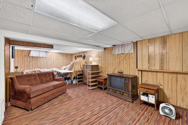 2410 Monroe AVENUE, Racine, WI 53405