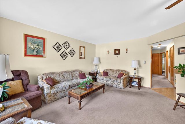 2410 Monroe AVENUE, Racine, WI 53405