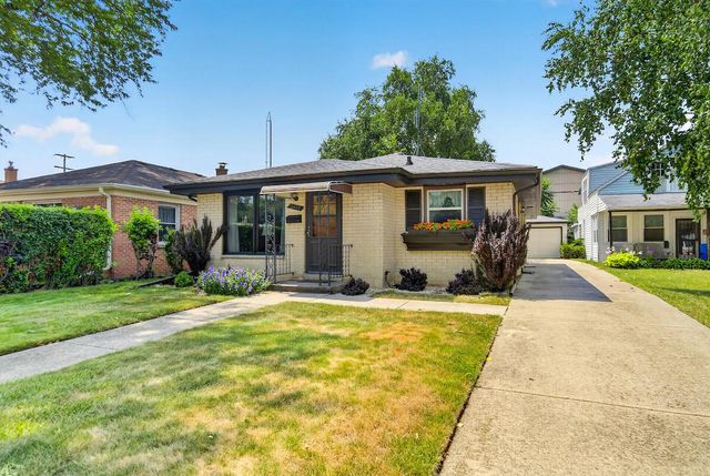 2410 Monroe AVENUE, Racine, WI 53405