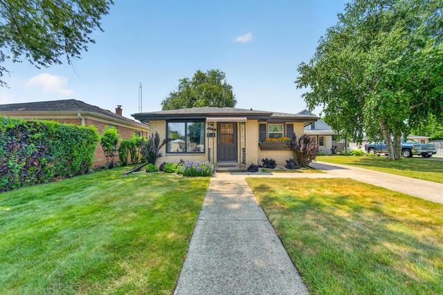 2410 Monroe AVENUE, Racine, WI 53405