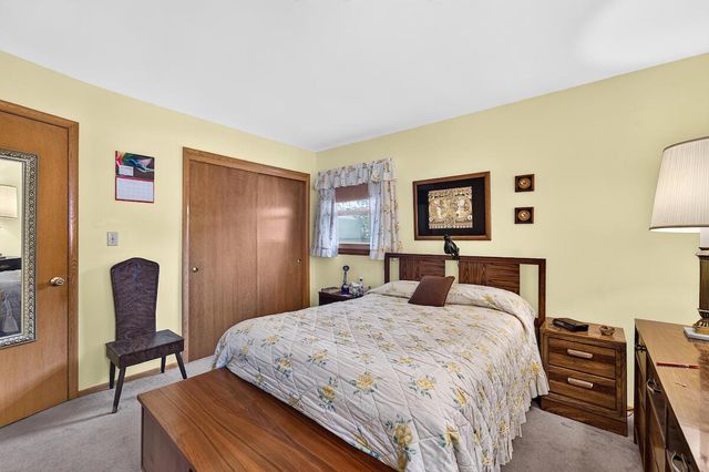 2410 Monroe AVENUE, Racine, WI 53405