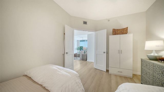 1800 BENJAMIN FRANKLIN DRIVE B308, Sarasota, FL 34236