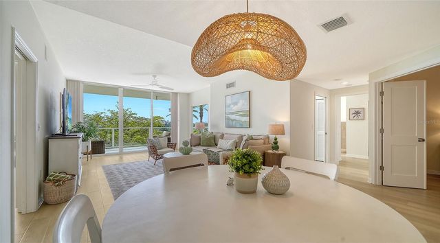 1800 BENJAMIN FRANKLIN DRIVE B308, Sarasota, FL 34236