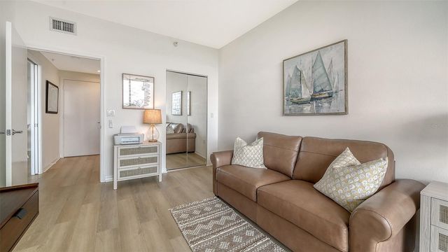 1800 BENJAMIN FRANKLIN DRIVE B308, Sarasota, FL 34236