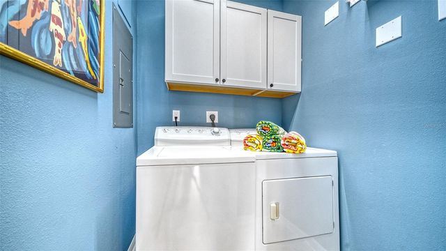 1800 BENJAMIN FRANKLIN DRIVE B308, Sarasota, FL 34236