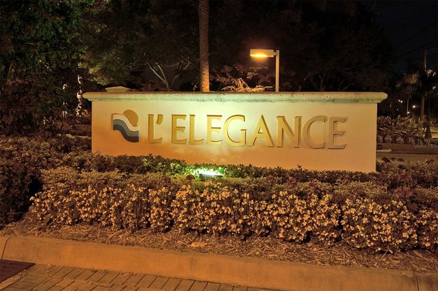 1800 BENJAMIN FRANKLIN DRIVE B308, Sarasota, FL 34236