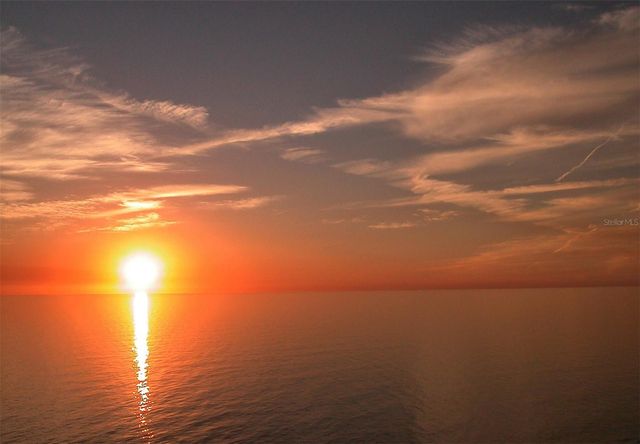 1800 BENJAMIN FRANKLIN DRIVE B308, Sarasota, FL 34236