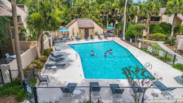 11 Tanglewood Dr Apt 34, Hilton Head Island, SC 29928