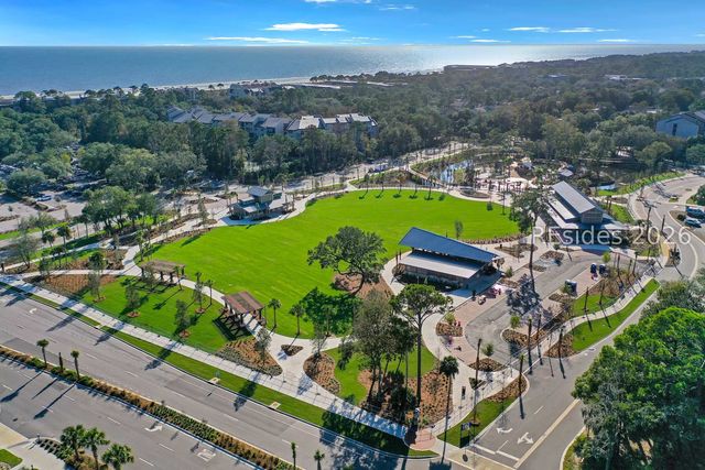 11 Tanglewood Dr Apt 34, Hilton Head Island, SC 29928