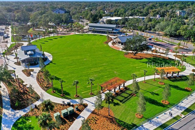 11 Tanglewood Dr Apt 34, Hilton Head Island, SC 29928