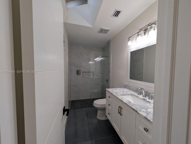 640 SW 113th Ter, Pembroke Pines, FL 33025